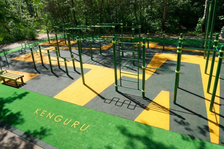 Outdoor workout parks